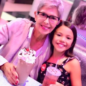 Meet your Posher, Maria